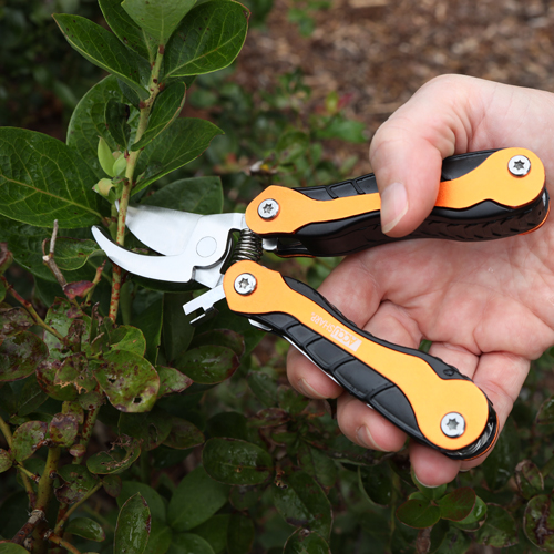 085-Sportsman’s-Multi-Tool4 085-Sportsman’s-Multi-Tool4